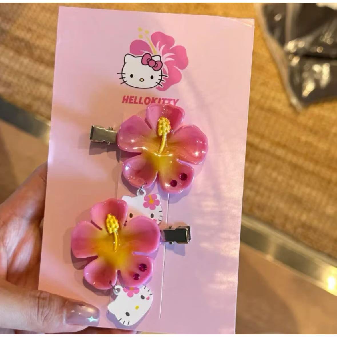 Kawaii Sanrio Hello Kitty Flow - Women Accessories Wholesale recension och pris
